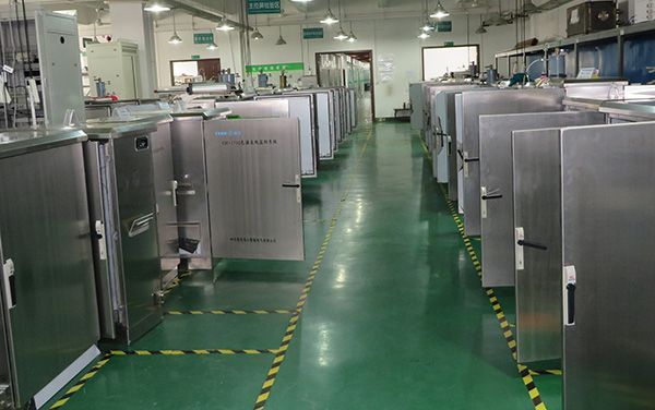 生產(chǎn)車(chē)間